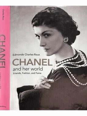 CHANEL Black & Pink Fashion Portrait Book